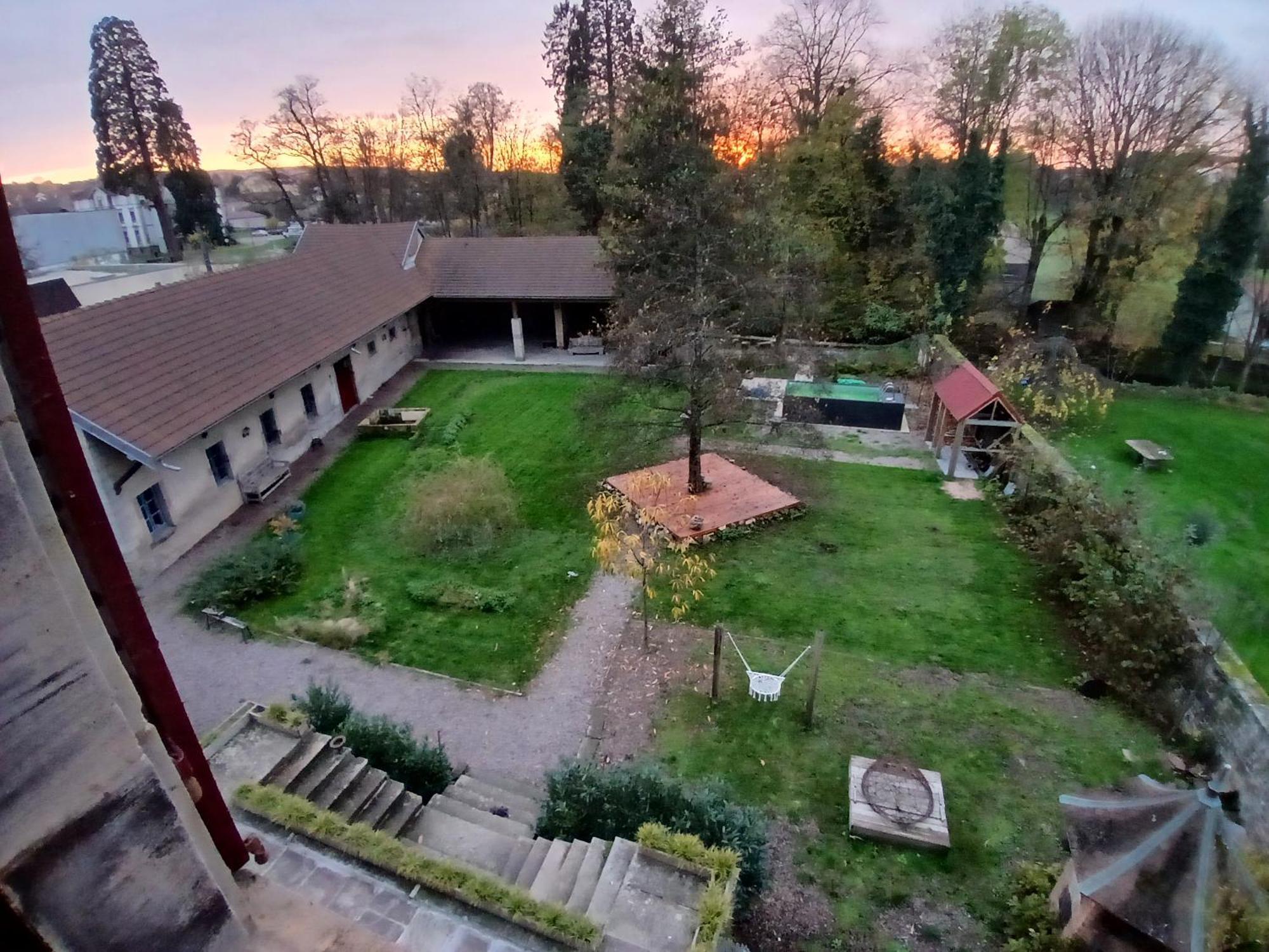 Manoir La Cerise Bed & Breakfast Fougerolles-Saint-Valbert Dış mekan fotoğraf